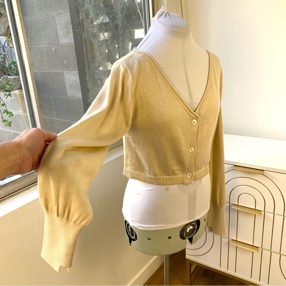 MOUSSY VINTAGE Champagne V-Neck Cropped Cardigan, Made in Japan, Size M, NWT - Picture 1 of 6